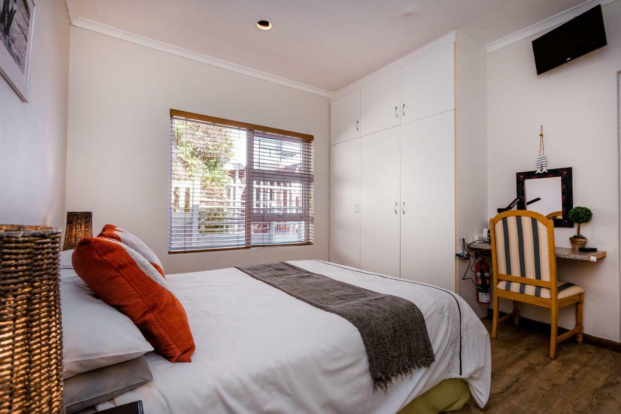 49 On Cliff Otel Gansbaai Dış mekan fotoğraf